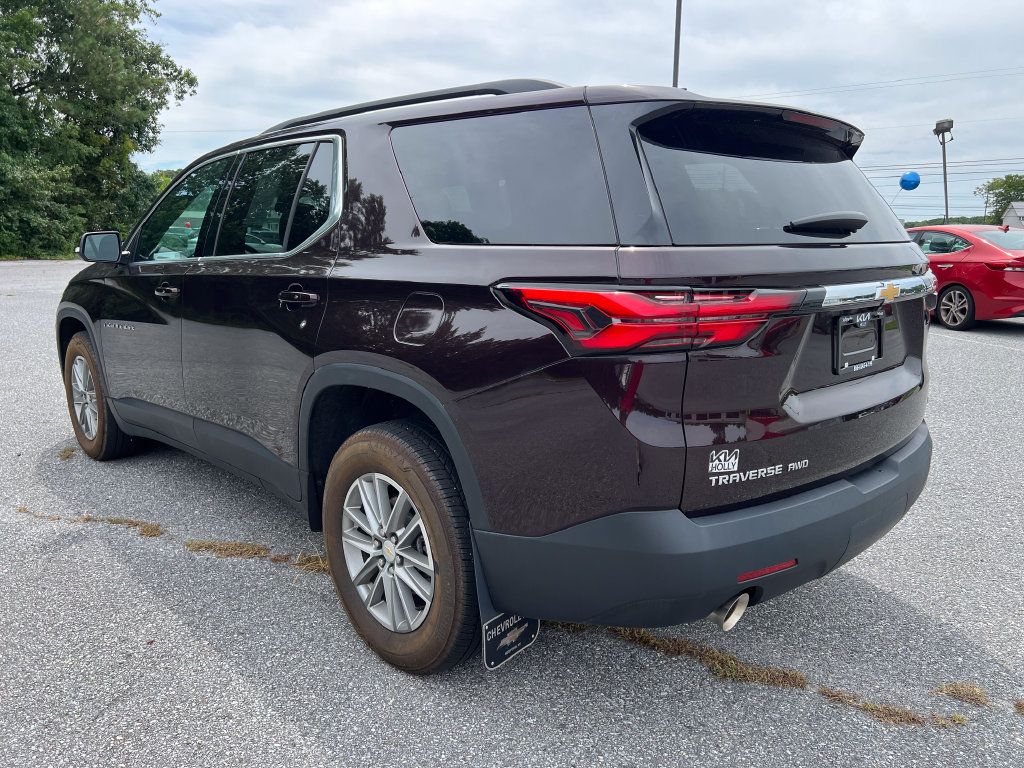 Used 2023 Chevrolet Traverse LT AWD/4WD image 3