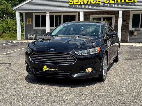 Used 2016 Ford Fusion SE AWD/4WD image 3