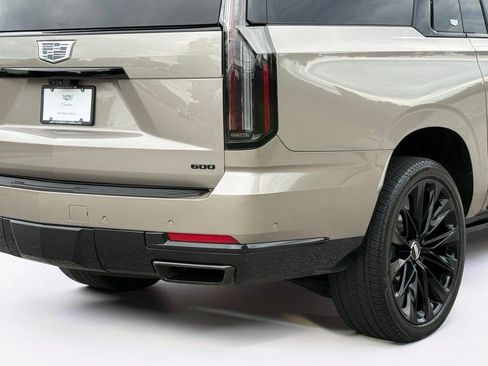 Certified 2025 Cadillac Escalade ESV Sport Platinum w/ LPO, ONYX Package AWD/4WD image 17
