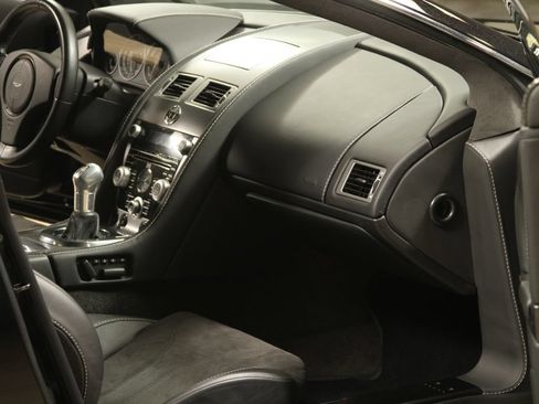 Used 2009 Aston Martin DBS Coupe RWD image 51