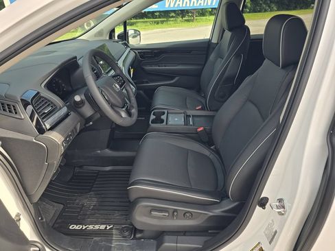 New 2026 Honda Odyssey Elite image 14