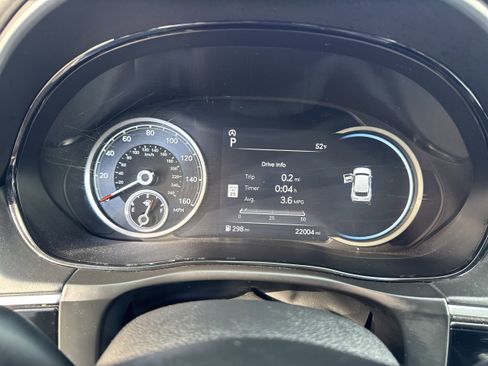 Used 2025 Genesis GV70 2.5T image 16