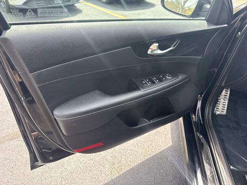 Used 2023 Kia Forte GT-Line FWD image 19