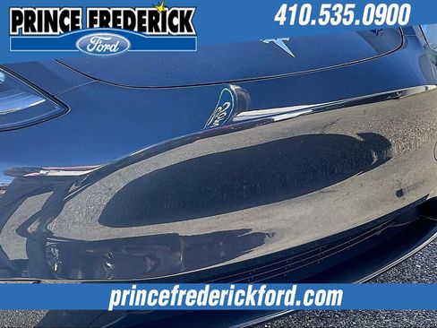 Used 2024 Tesla Model Y 2WD image 28