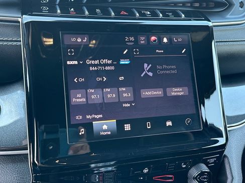 Used 2022 Jeep Grand Cherokee Altitude AWD/4WD image 25