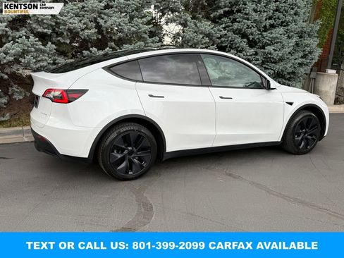 Used 2024 Tesla Model Y Long Range AWD/4WD image 9