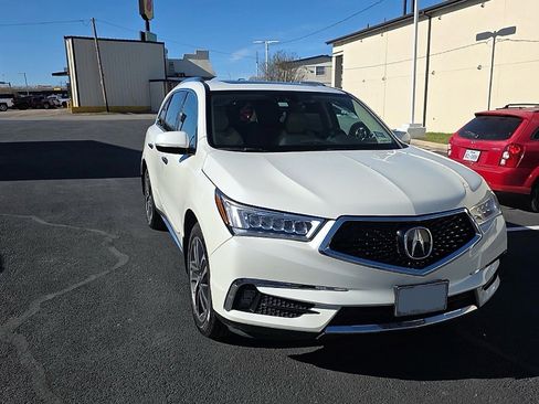 Used 2017 Acura MDX SH-AWD w/ Advance Package image 3