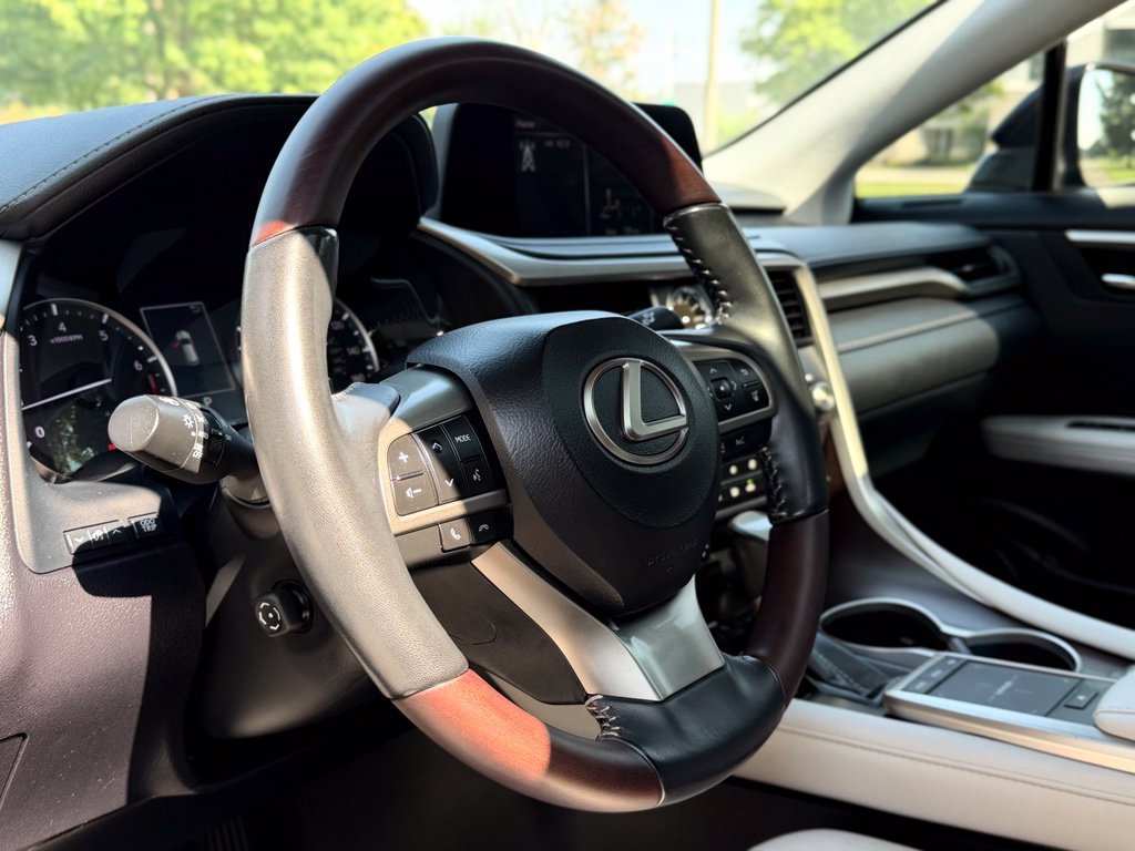 Used 2022 Lexus RX 350 FWD w/ Premium Package image 3