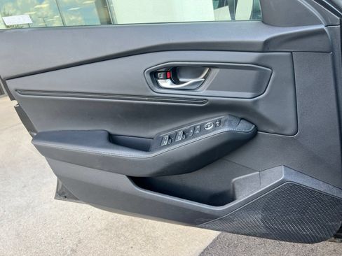 Used 2023 Honda Accord Sport image 13