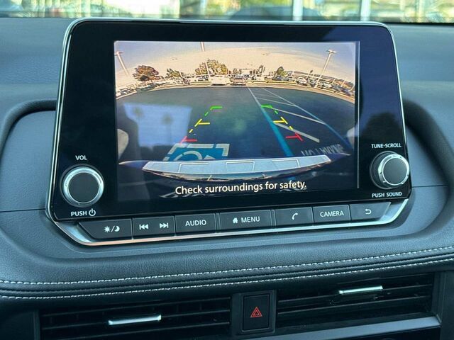 Used 2026 Nissan Rogue SV FWD image 23