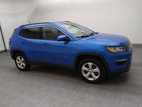 Used 2017 Jeep Compass Latitude AWD/4WD image 11