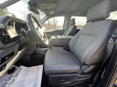 Used 2024 Ford F150 XLT image 13