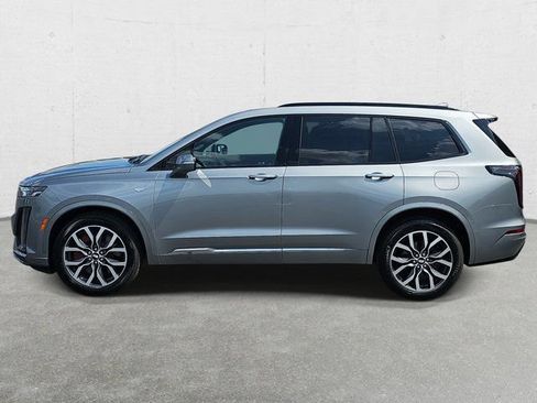 Used 2025 Cadillac XT6 Sport w/ LPO, Floor Liner Package image 8