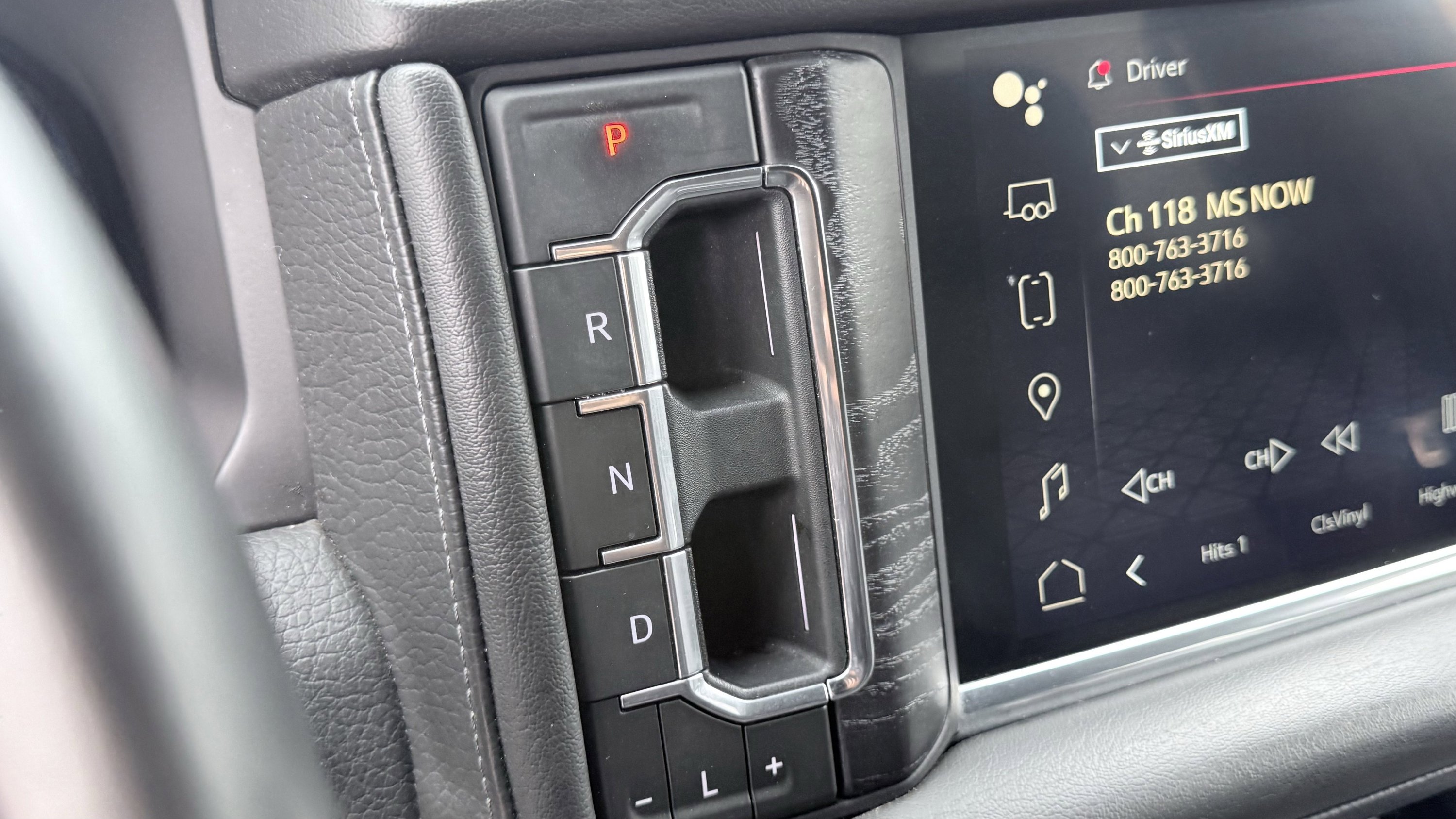 Used 2023 GMC Yukon Denali RWD image 64