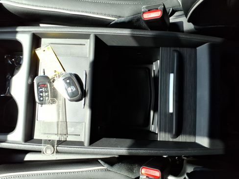 Used 2025 Honda Odyssey Touring image 14