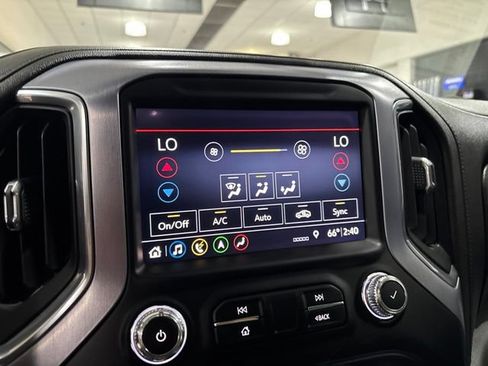Used 2019 GMC Sierra 1500 SLT w/ SLT Premium Plus Package AWD/4WD image 28