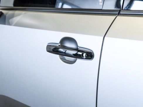 Used 2026 Lexus GX 550 AWD/4WD image 33