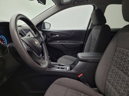 Used 2022 Chevrolet Equinox LT image 17