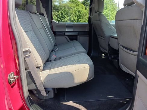Used 2018 Ford F150 XLT w/ Equipment Group 302A Luxury AWD/4WD image 9