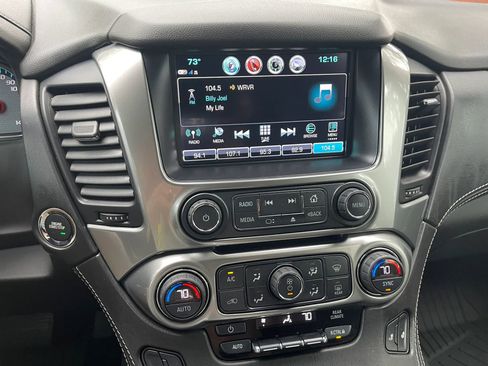 Used 2018 Chevrolet Tahoe LT w/ Luxury Package AWD/4WD image 18