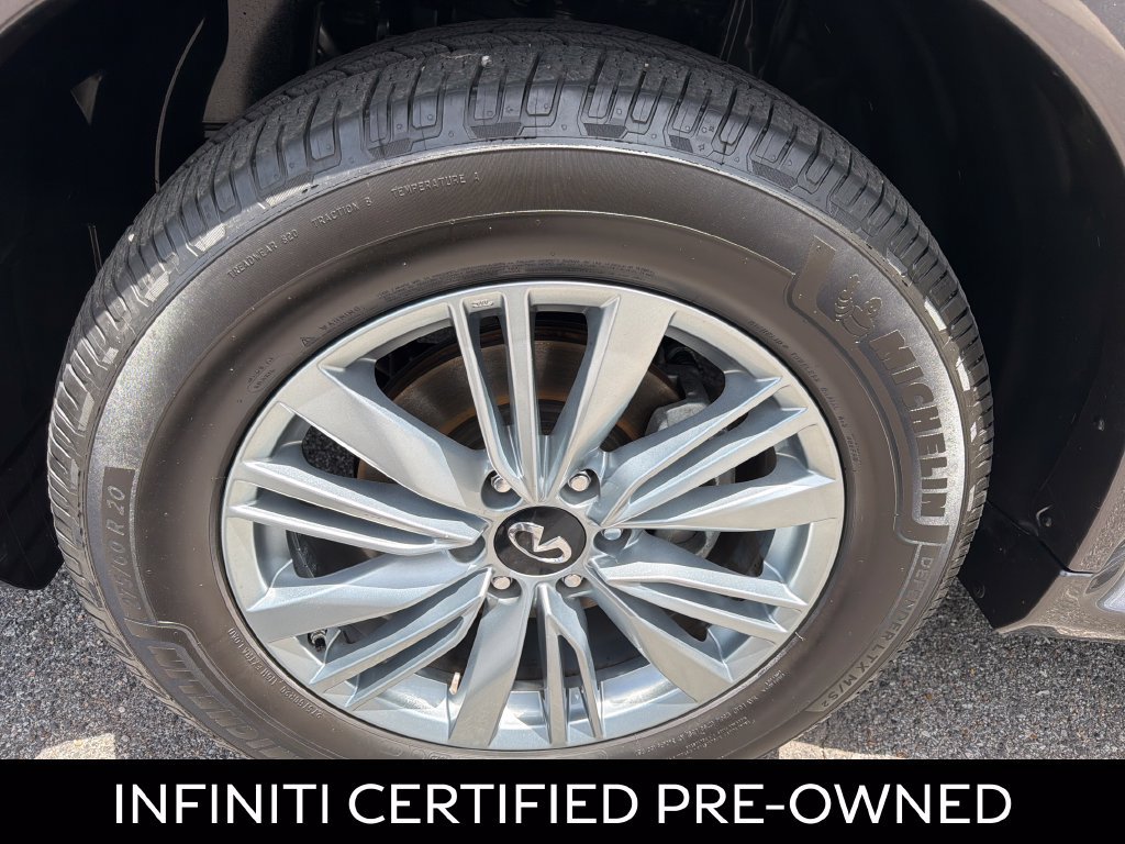 Certified 2023 INFINITI QX80 Luxe w/ All-Season Package AWD/4WD image 15
