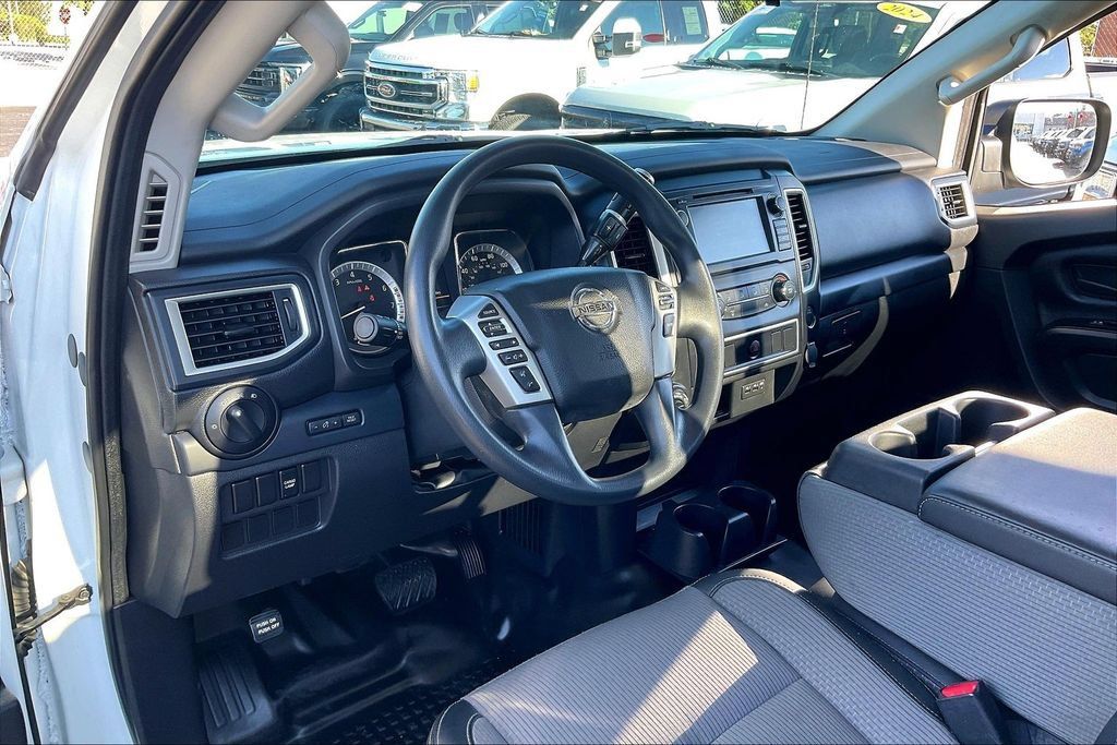 Used 2019 Nissan Titan S w/ S Utility Package AWD/4WD image 13