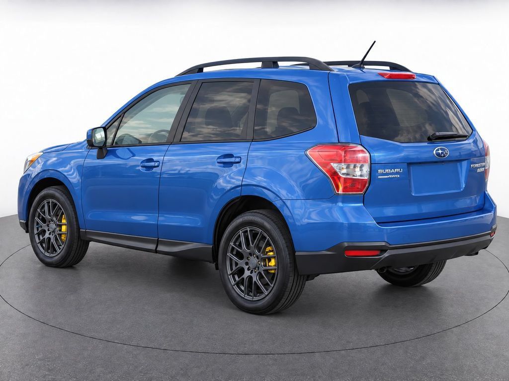Used 2015 Subaru Forester 2.5i Premium AWD/4WD image 3