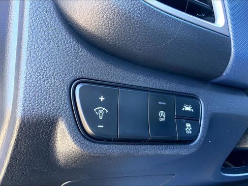 Used 2023 Kia Seltos S image 31