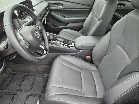 Used 2025 Honda Accord EX-L image 13