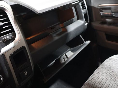 Used 2015 RAM 2500 Big Horn image 30