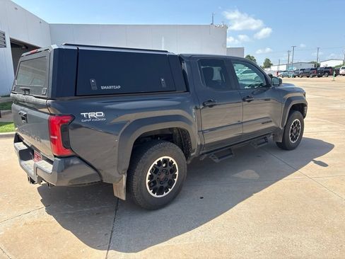 Used 2024 Toyota Tacoma TRD Off-Road AWD/4WD image 4
