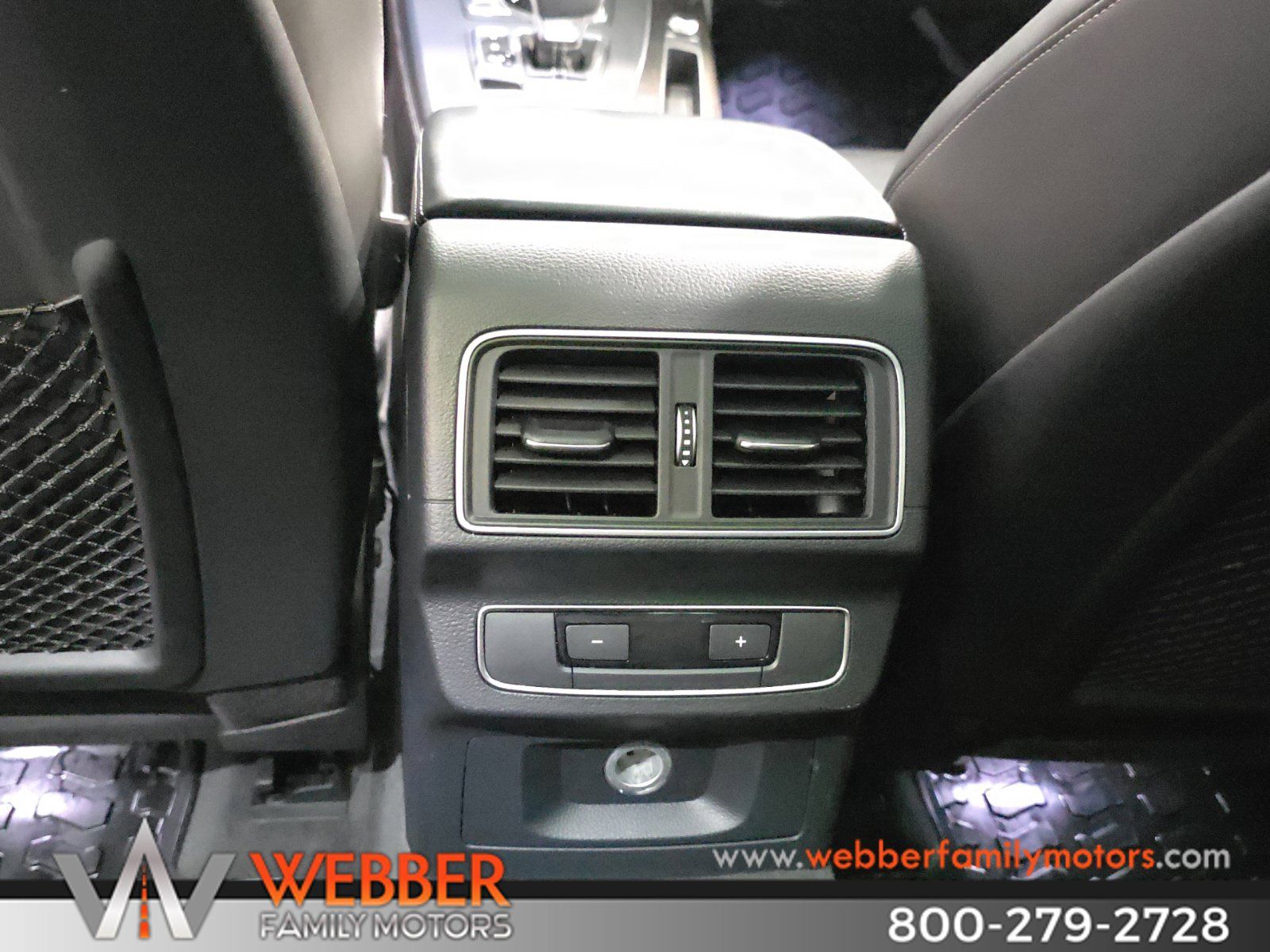 Used 2018 Audi SQ5 Premium Plus w/ S Sport Package AWD/4WD image 20
