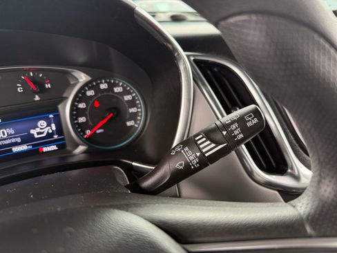 Used 2022 Chevrolet Equinox LT FWD image 20