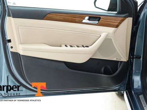 Used 2015 Hyundai Sonata Limited image 55