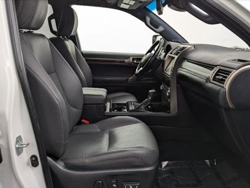 Used 2020 Lexus GX 460 Premium image 26