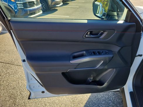 New 2026 Nissan Pathfinder Rock Creek image 16