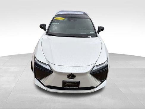 Used 2025 Lexus RZ 450e w/ Technology Package image 2