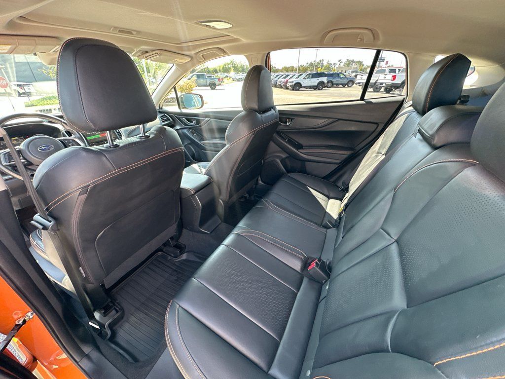 Used 2019 Subaru Crosstrek 2.0i Limited w/ Moonroof Package w/Navigation AWD/4WD image 4