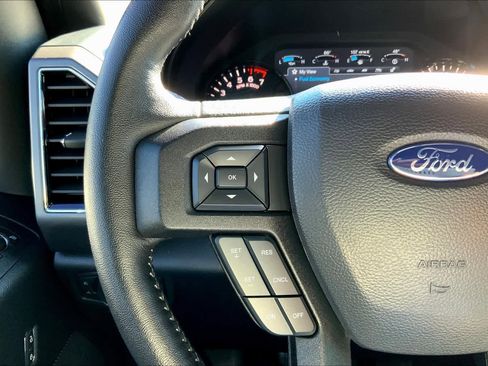 Used 2019 Ford F150 XLT w/ Equipment Group 302A Luxury AWD/4WD image 23