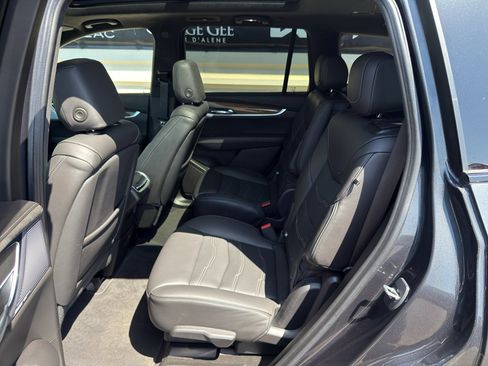Certified 2023 Cadillac XT6 Sport w/ LPO, ONYX Package AWD/4WD image 12