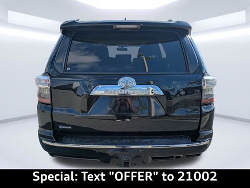 Used 2015 Toyota 4Runner Limited image 3