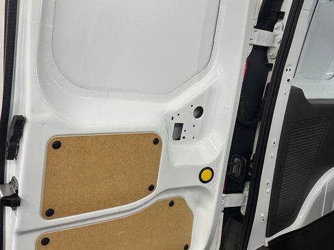 Used 2020 Ford Transit Connect XL image 21