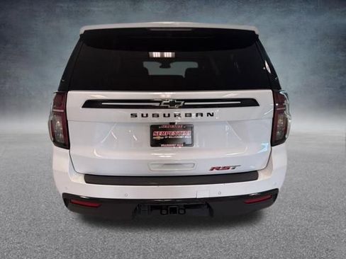 Certified 2023 Chevrolet Suburban RST w/ Luxury Package AWD/4WD image 9