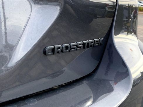 Used 2026 Subaru Crosstrek 2.0i Premium image 9