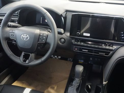New 2026 Toyota Camry SE FWD image 29
