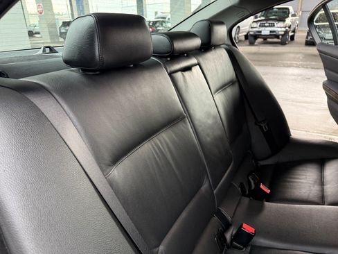 Used 2008 BMW 335xi Sedan image 18