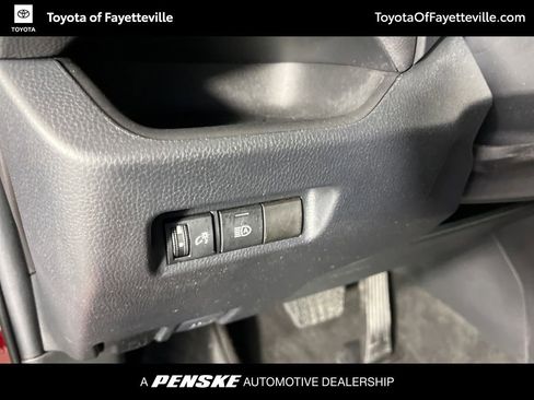 Used 2023 Toyota RAV4 XLE AWD/4WD image 27