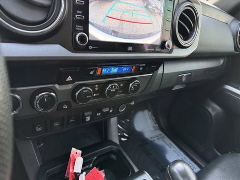 Certified 2020 Toyota Tacoma TRD Sport image 15