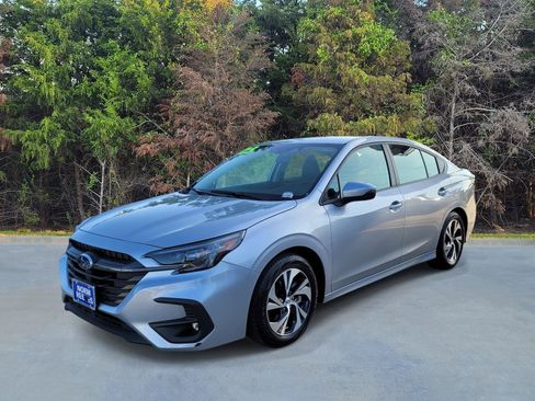 Certified 2025 Subaru Legacy Premium AWD/4WD image 1