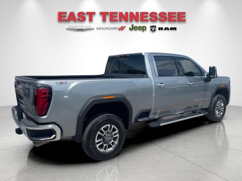 Used 2024 GMC Sierra 3500 SLT w/ SLT Premium Package AWD/4WD image 3